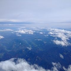 Flugwegposition um 10:20:47: Aufgenommen in der Nähe von Gemeinde Weyer, Weyer, Österreich in 5401 Meter